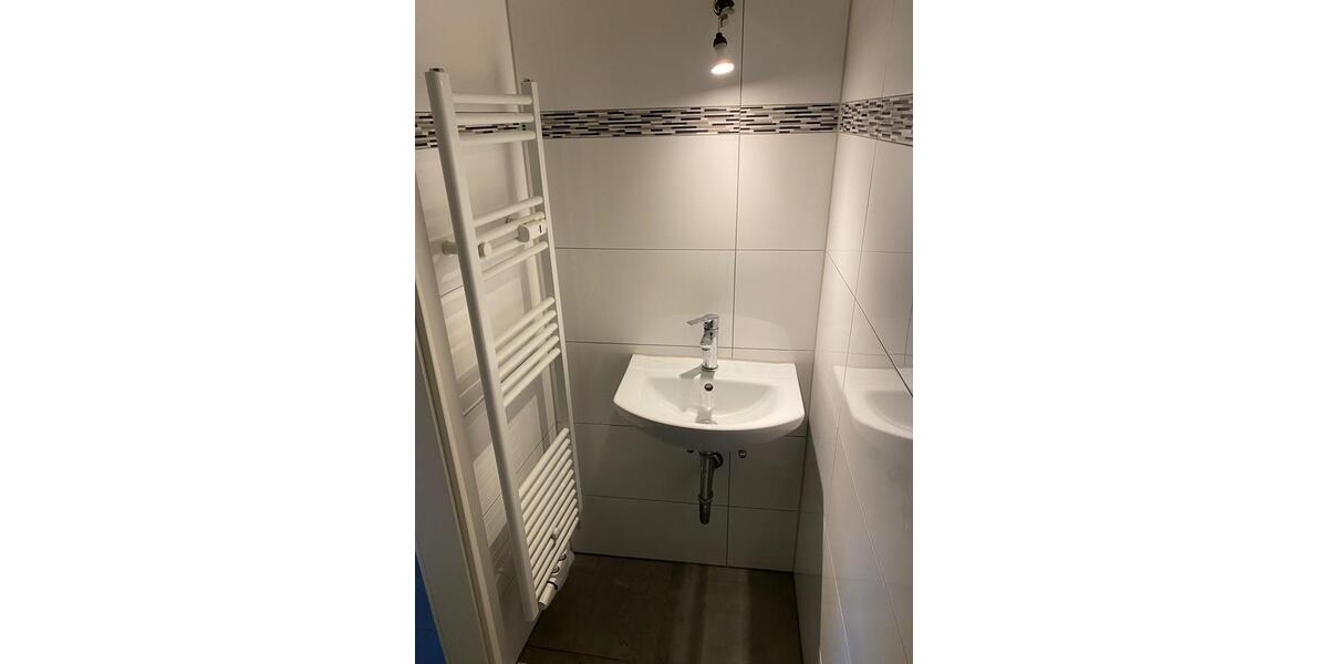 Etagenwohnung Bonn Lannesdorf - 1 Zimmer, 16 m&sup2;, 500&euro; | Angebot:25312315
