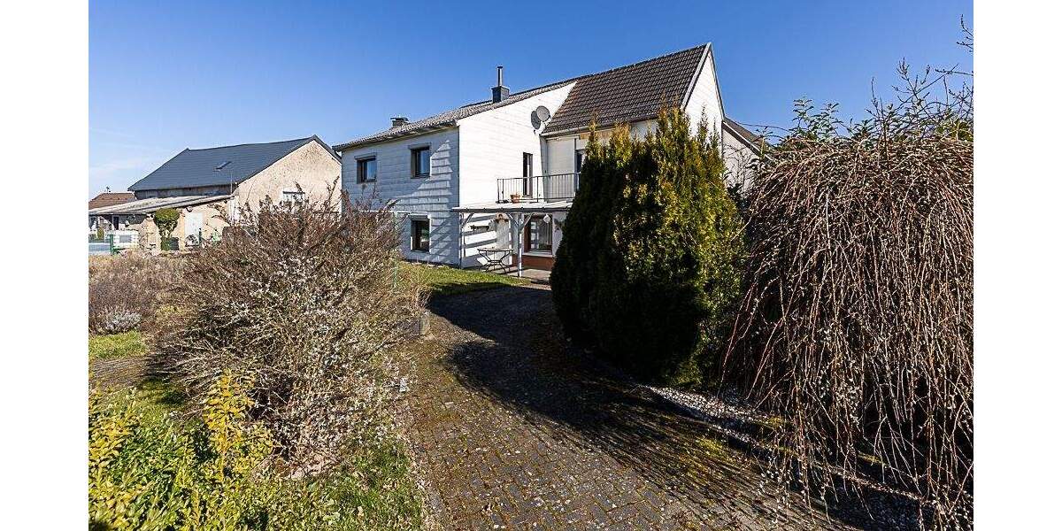 Einfamilienhaus Blankenheim-Blankenheimerdorf Blankenheimerdorf - 7 Zimmer, 172 m&sup2;, 209.000&euro; | Angebot:25739718