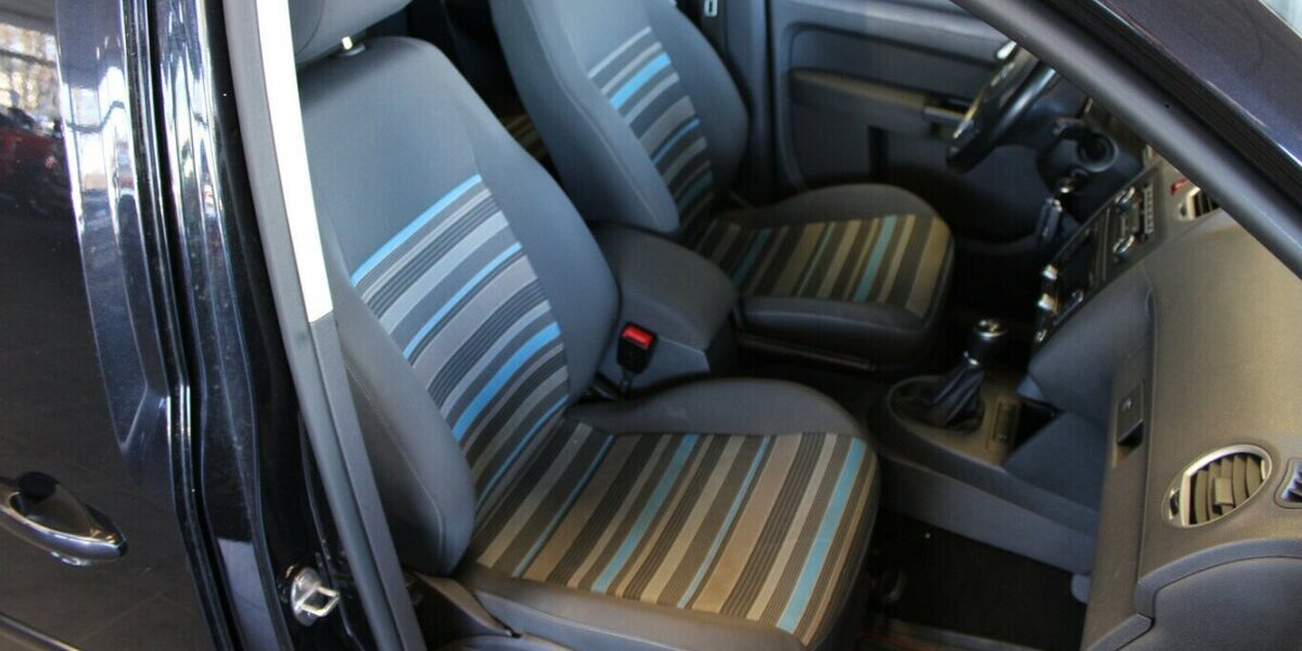 VW Caddy Cross 2.0 TDI Bett Tramper 122.019 km 15.980 &euro; Euskirchen 53881