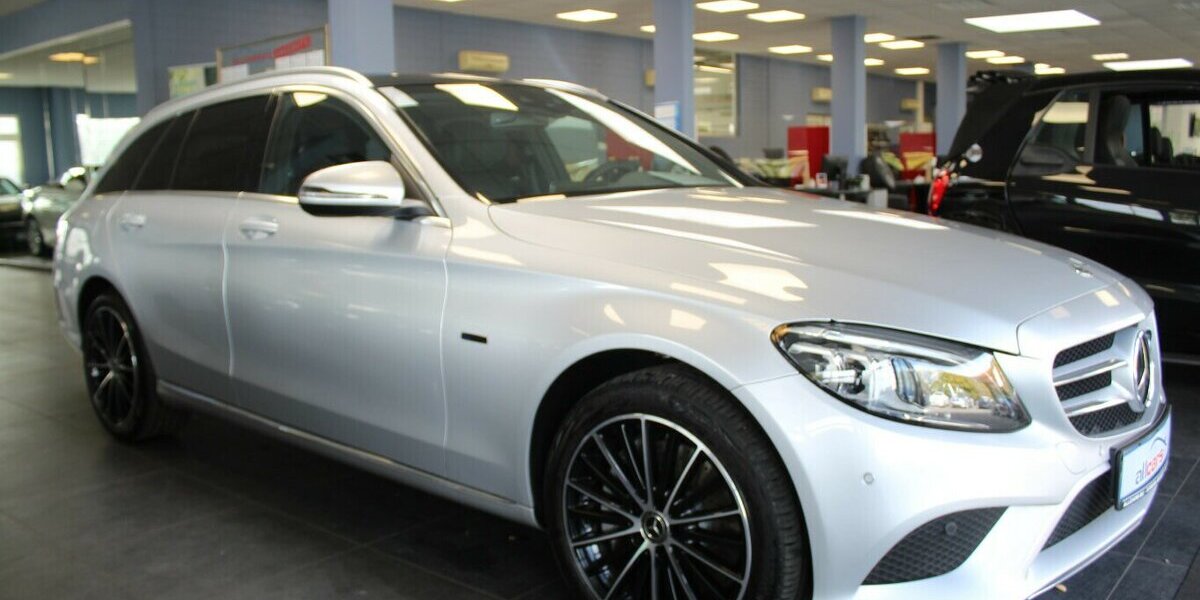 Mercedes-Benz C 300 e T 9G-Tronic Avantgarde 21.318 km 28.480 &euro; Euskirchen 53881