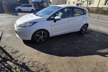 Ford Fiesta 255.000 km 3.300 &euro; Brühl 50321