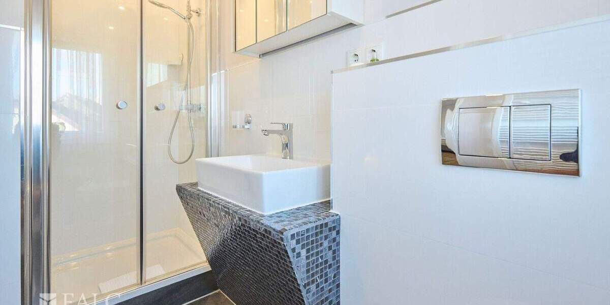 Mehrfamilienhaus, Wohnhaus Nideggen - 8 Zimmer, 180 m&sup2;, 499.000&euro; | Angebot:25864187