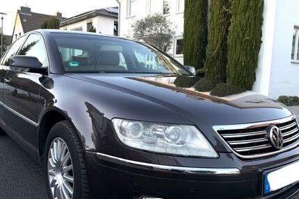 VW Phaeton 225.000 km 5.800 &euro; Brühl 50321