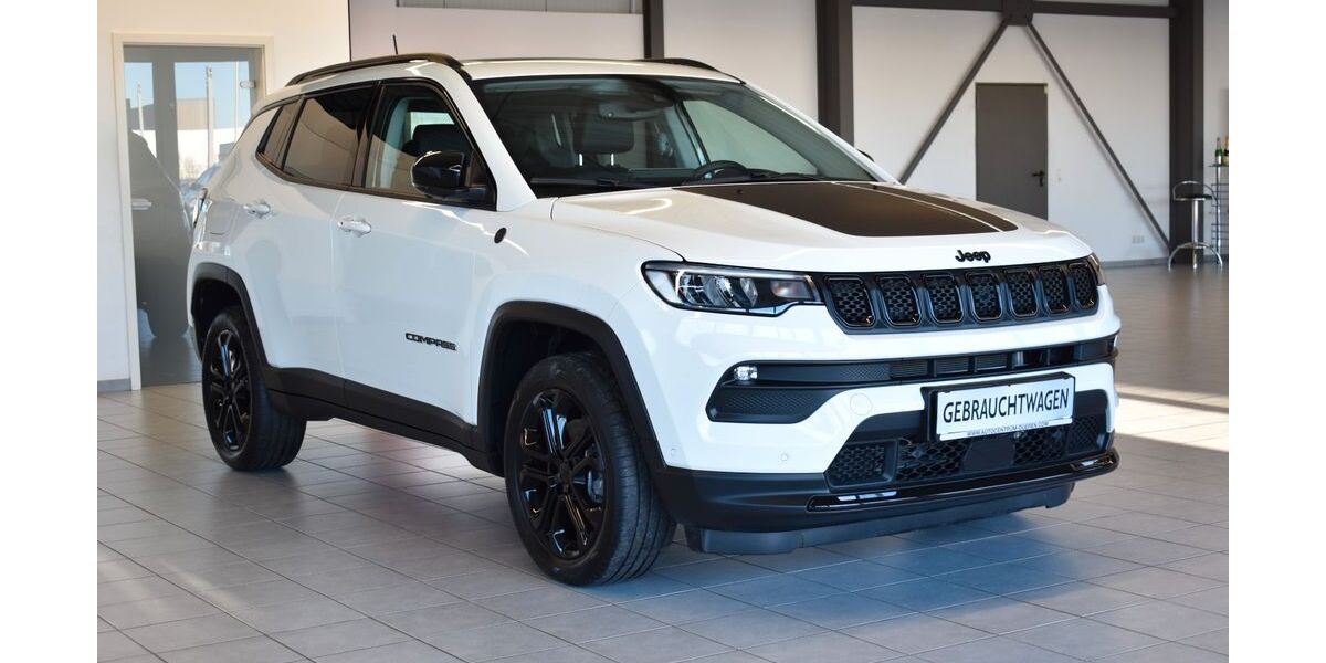 Jeep Compass 4.500 km 28.499 &euro; Düren 52351