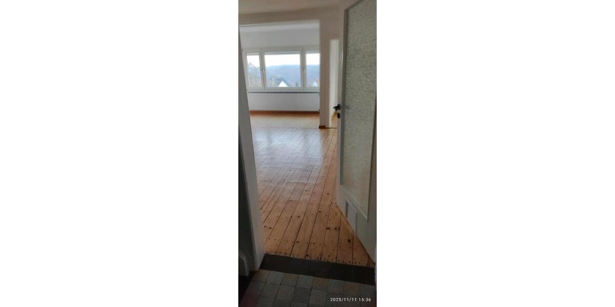 Doppelhaushälfte Hönningen - 7 Zimmer, 135 m&sup2;, 950&euro; | Angebot:25394434