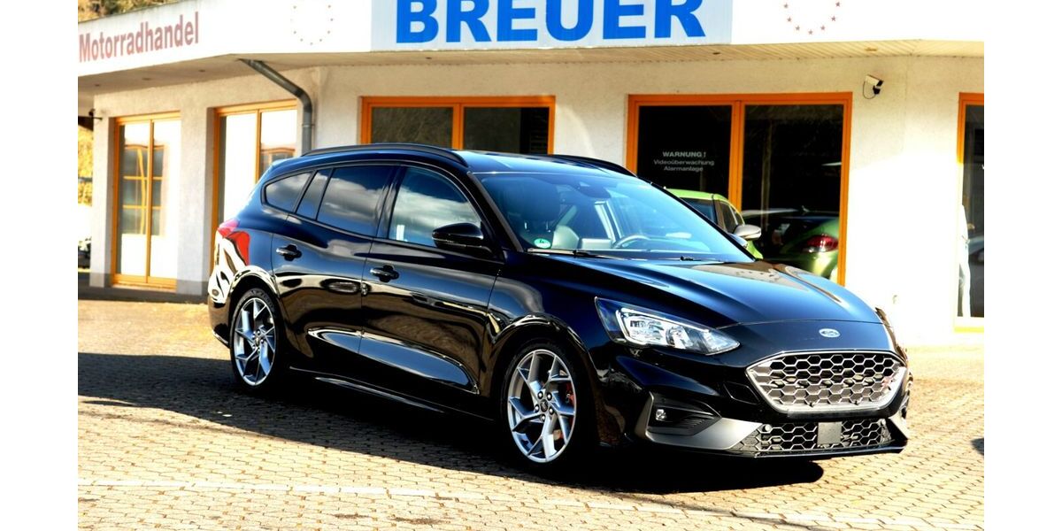 Ford Focus 89.000 km 21.896 &euro; Schleiden 53937