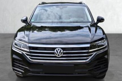 VW Touareg 158.430 km 27.900 &euro; MECKENHEIM 53340