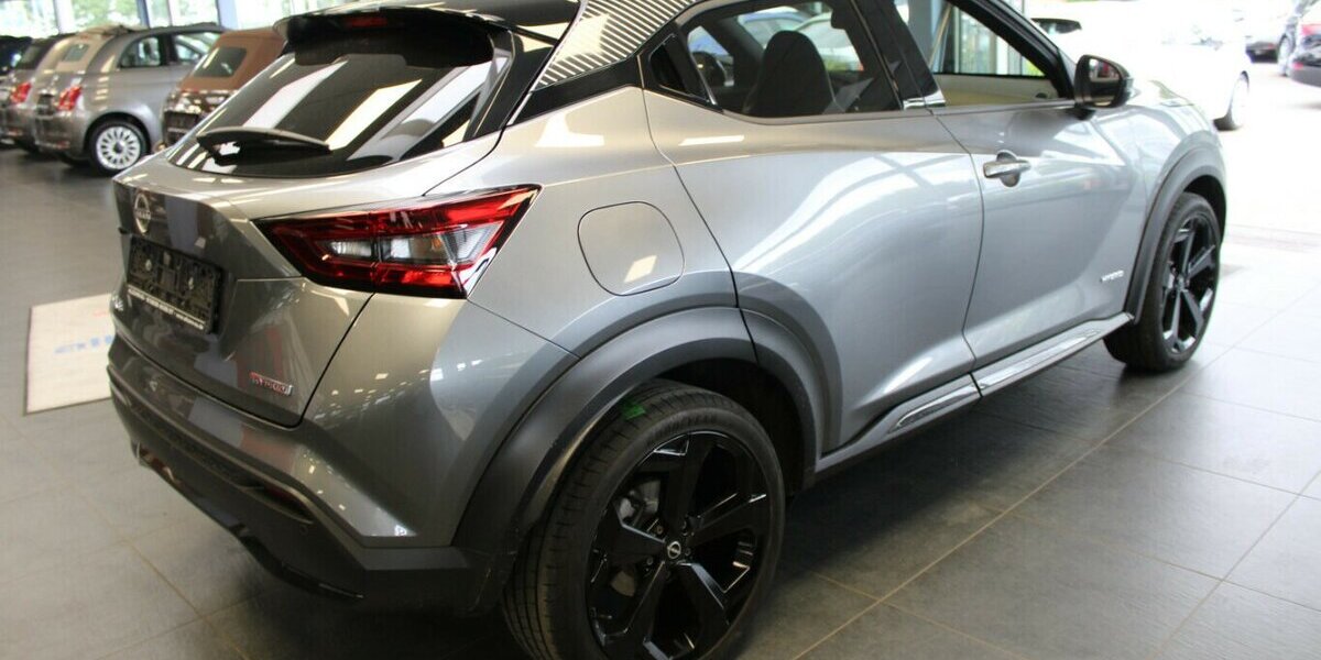 Nissan Juke 1.6 Hybrid 4AMT Premiere Edition 40.779 km 18.480 &euro; Euskirchen 53881