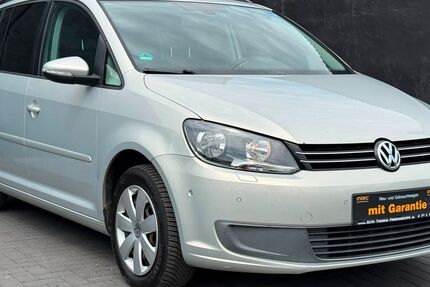 VW Touran 159.000 km 7.499 &euro; Euskirchen 53879