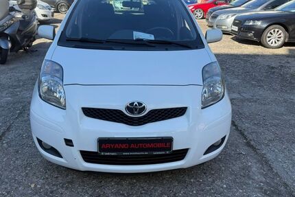Toyota Yaris 176.000 km 4.400 &euro; Bonn 53123
