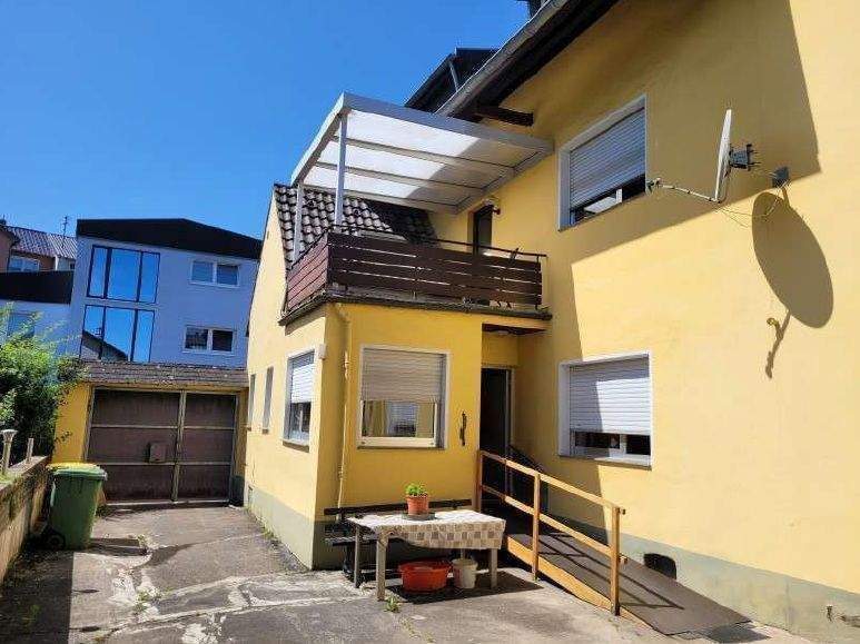 Doppelhaushälfte Bornheim - 7 Zimmer, 162 m&sup2;, 399.000&euro; | Angebot:25696646