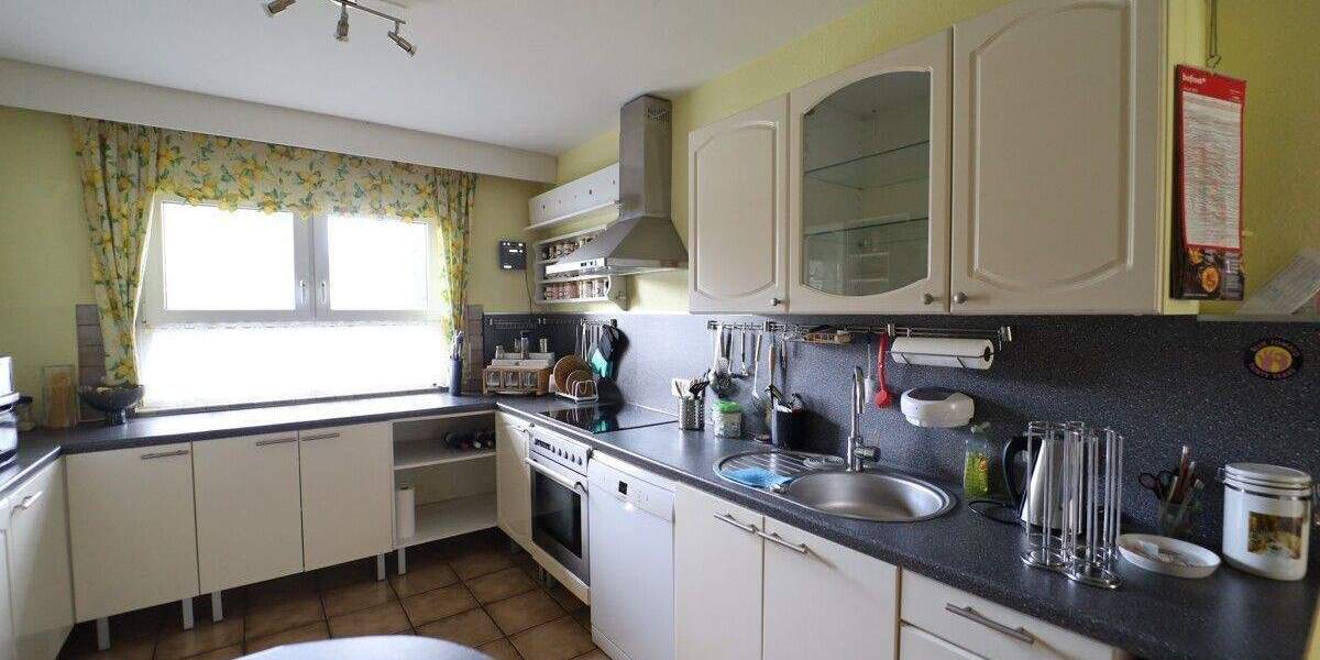 Mehrfamilienhaus, Wohnhaus Swisttal Heimerzheim - 6 Zimmer, 211 m&sup2;, 398.000&euro; | Angebot:25772205