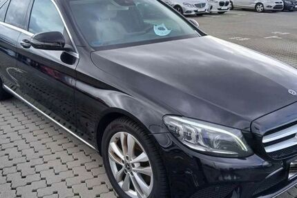 Mercedes-Benz C 220 241.334 km 16.999 &euro; Rheinbach 53359