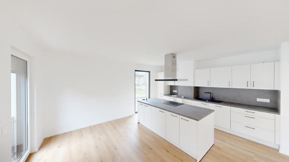 Etagenwohnung Euskirchen Dom-Esch - 4 Zimmer, 204 m&sup2;, 2.580&euro; | Angebot:24444910