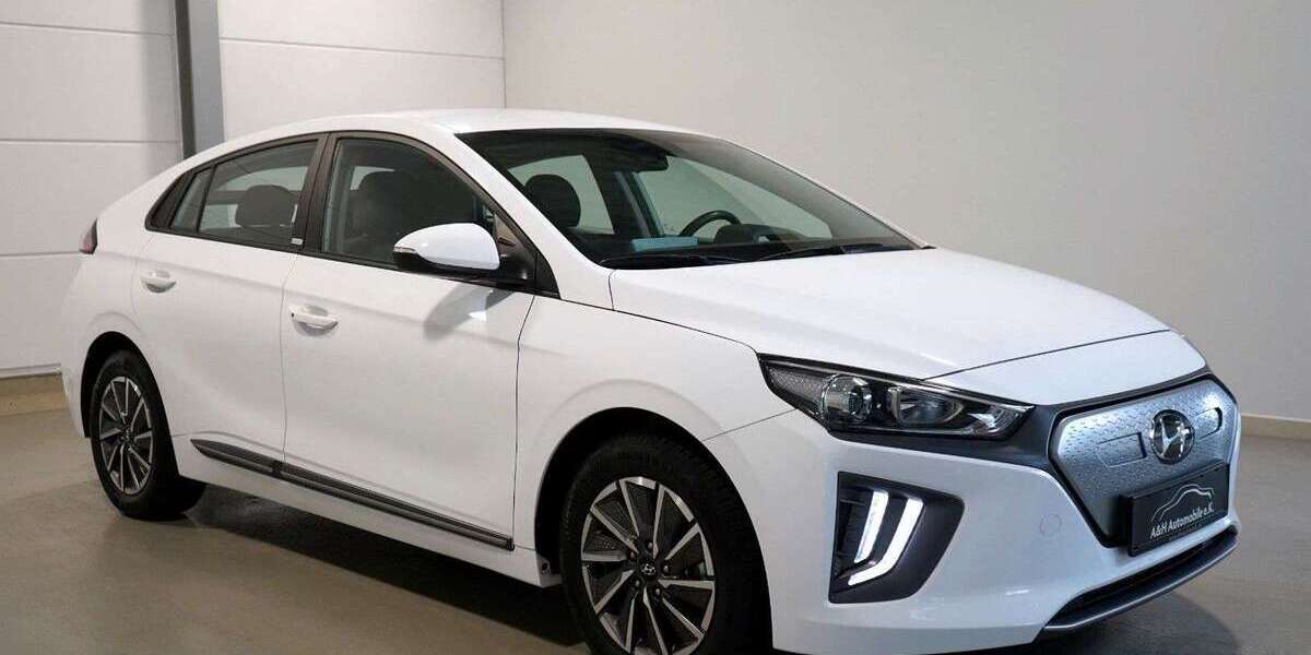 Hyundai IONIQ 27.406 km 16.700 &euro; Hürth bei Köln 50354