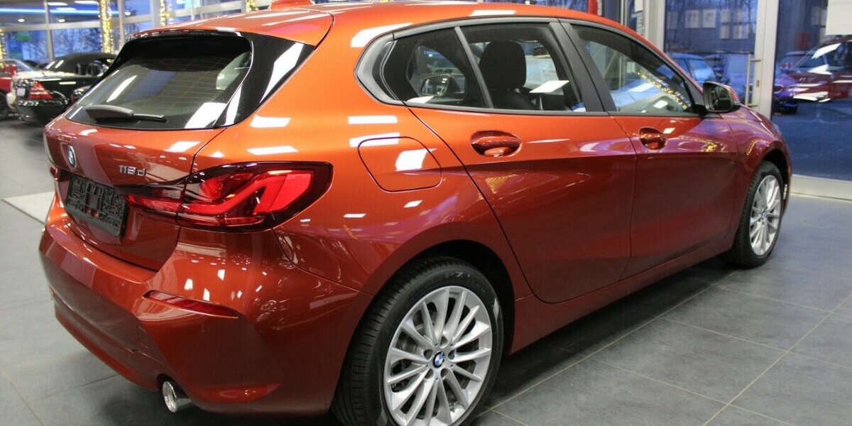 BMW 118 118d Aut. Advantage 7.250 km 27.980 &euro; Euskirchen 53881