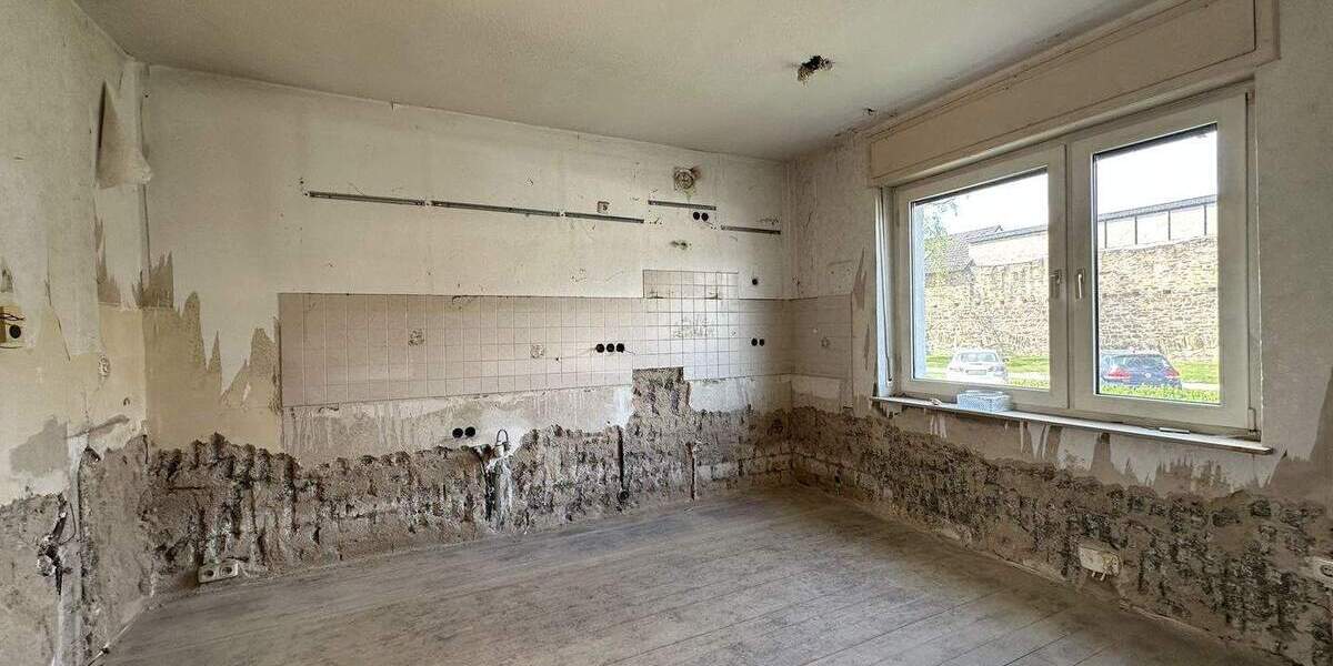 Einfamilienhaus Bad Neuenahr-Ahrweiler / Ahrweiler Ahrweiler - 8 Zimmer, 200 m&sup2;, 345.000&euro; | Angebot:25775788