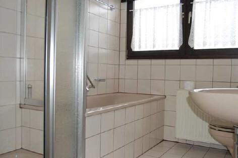 Dachgeschoßwohnung Wachtberg - 2 Zimmer, 74 m&sup2;, 1.050&euro; | Angebot:25144483
