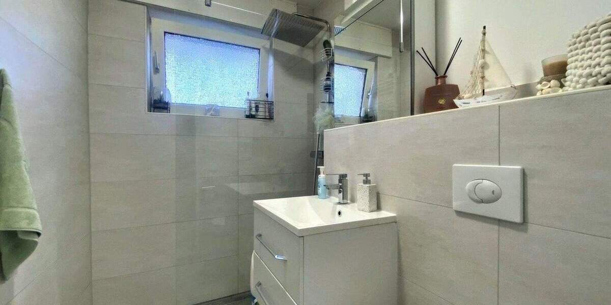 Etagenwohnung Hürth Kendenich - 3 Zimmer, 69 m&sup2;, 259.500&euro; | Angebot:25801936