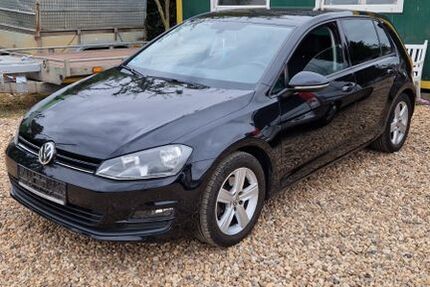 VW Golf 200.000 km 5.900 &euro; Düren 52349