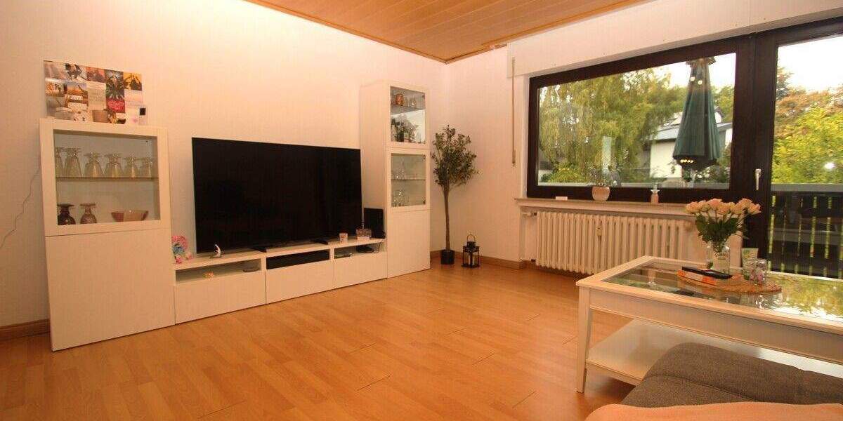 Etagenwohnung Königswinter Ittenbach - 2 Zimmer, 74 m&sup2;, 209.000&euro; | Angebot:25697238