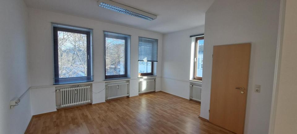 Gewerbeobjekt Schleiden - 950&euro; | Angebot:24480286