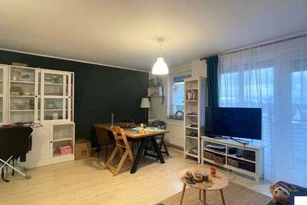 Wohnung Rheinbach - 4 Zimmer, 93 m&sup2;, 900&euro; | Angebot:26073448