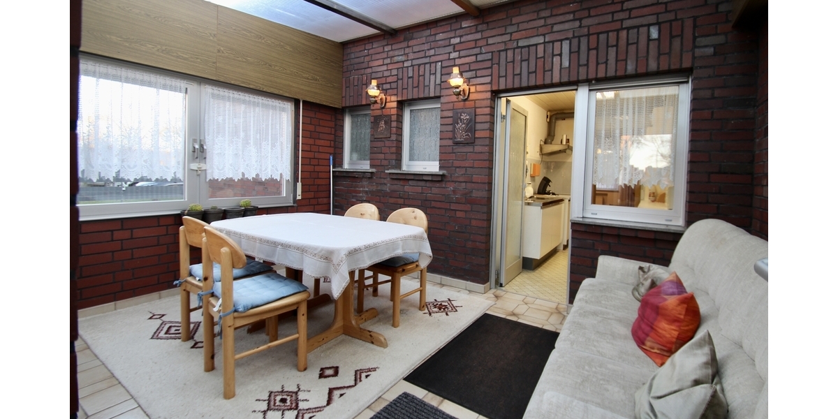 Charmantes Einfamilienhaus mit Potenzial und großzügiger Grundstücksfläche in Gymnich - Einfamilienhaus Erftstadt | Angebot:24509866