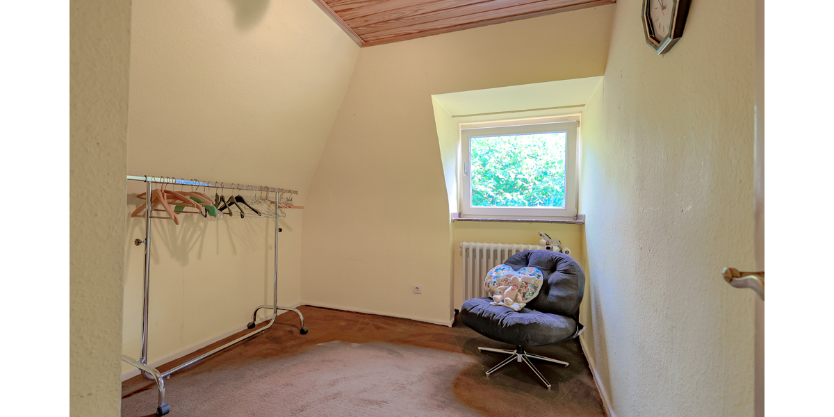 1.100 m² Grundstück, 6-7 Zimmer & Sauna - Einfamilienhaus mit viel Platz in Königswinter - Einfamilienhaus Königswinter | Angebot:23002838