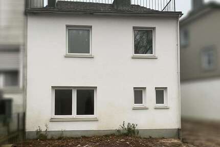 Haus Schleiden - 4 Zimmer, 78 m&sup2;, 115.000&euro; | Angebot:24982083