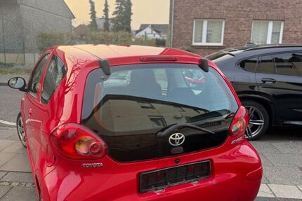 Toyota Aygo (X) 140.310 km 2.100 &euro; Euskirchen 53879
