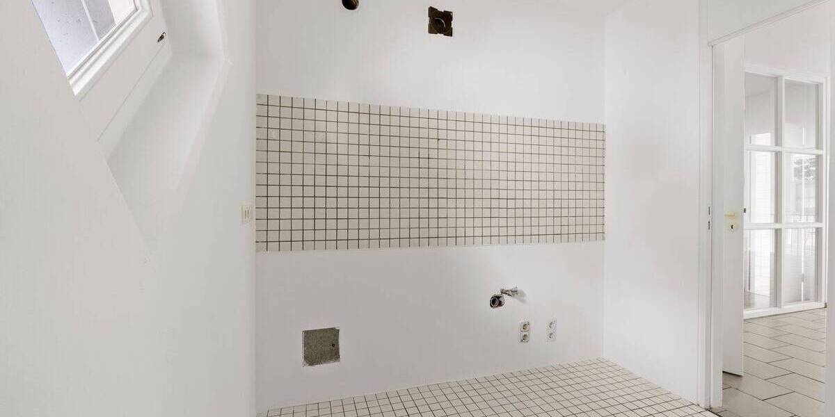 Etagenwohnung Bonn Beuel - 3 Zimmer, 100 m&sup2;, 429.000&euro; | Angebot:26107074