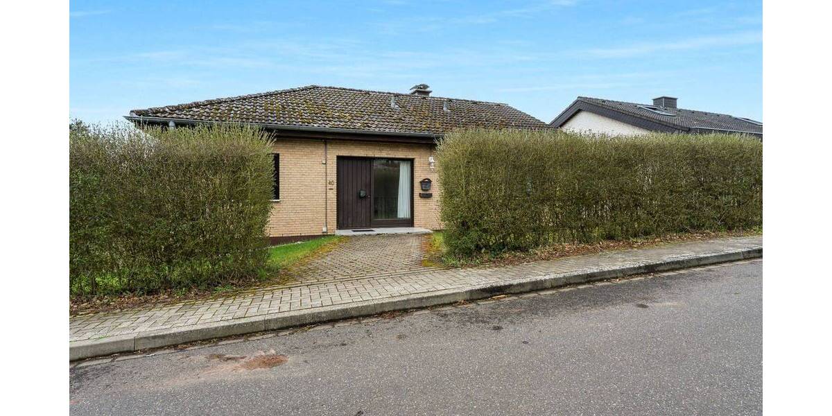 Einfamilienhaus Mechernich Satzvey - 7 Zimmer, 184 m&sup2;, 420.000&euro; | Angebot:25957806