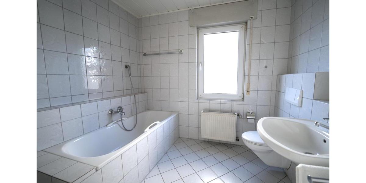 Mehrfamilienhaus, Wohnhaus Bad Neuenahr-Ahrweiler Ahrweiler - 6 Zimmer, 156 m&sup2;, 700.000&euro; | Angebot:26238945