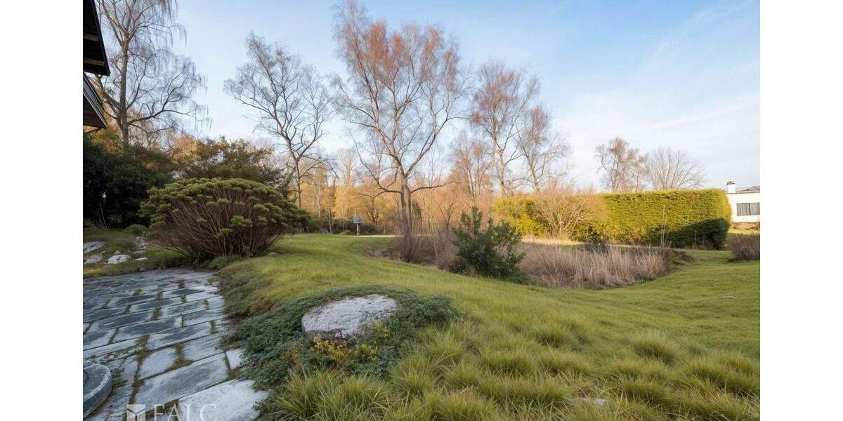 Mehrfamilienhaus, Wohnhaus Königswinter Ittenbach - 7 Zimmer, 246 m&sup2;, 759.000&euro; | Angebot:25739562