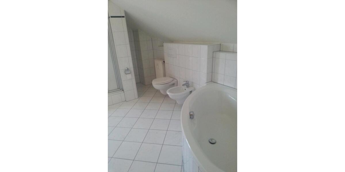 Maisonettenwohnung Königswinter - 3 Zimmer, 126 m&sup2;, 1.300&euro; | Angebot:25589850