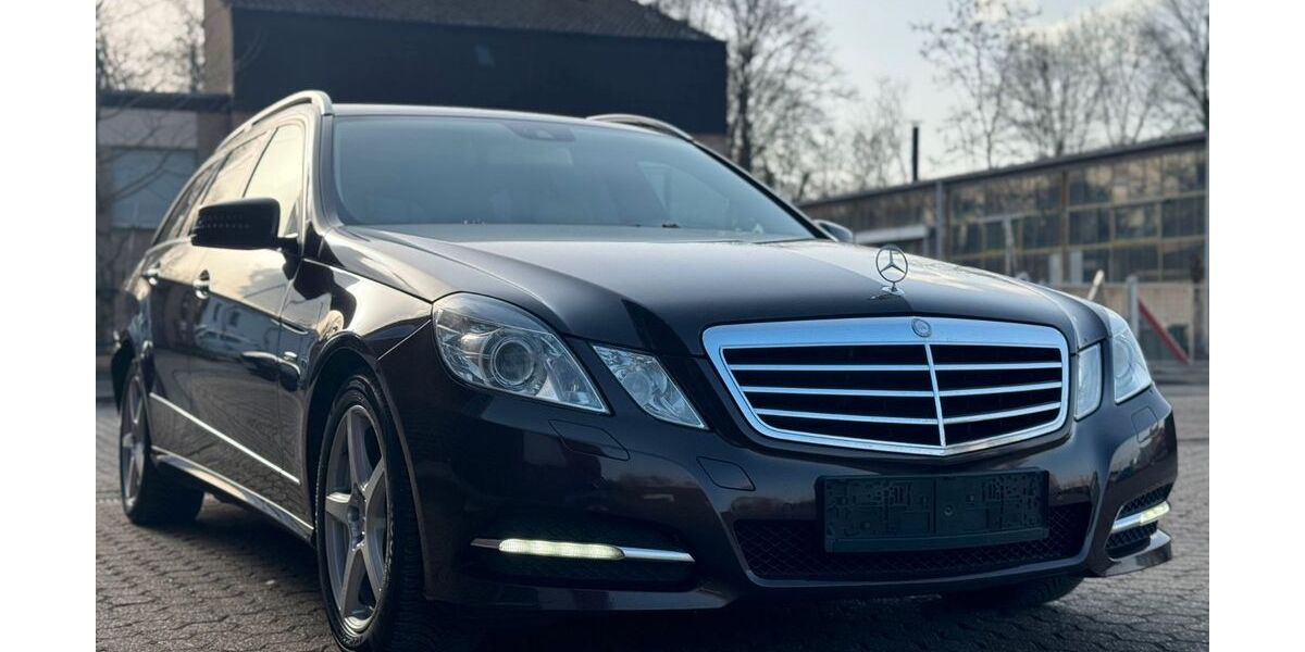 Mercedes-Benz E 220 271.000 km 5.400 &euro; Düren 52349