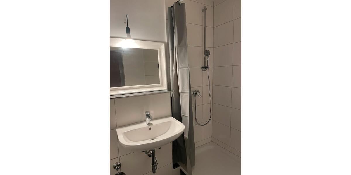 Etagenwohnung Bonn - 1 Zimmer, 23 m&sup2;, 800&euro; | Angebot:25221215