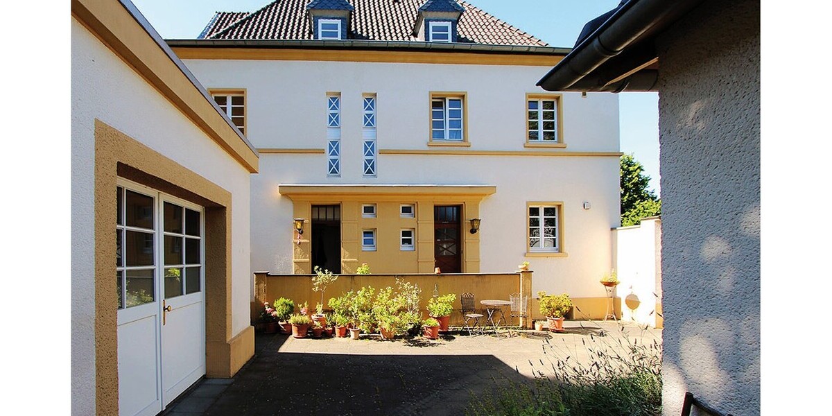 Wohnung mit Blick auf Burg Heimerzheim - Zweifamilienhaus Swisttal | Angebot:25238676
