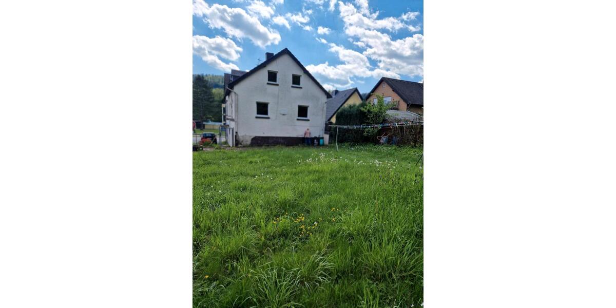Einfamilienhaus Schleiden - 15 Zimmer, 250 m&sup2;, 290.000&euro; | Angebot:26613905