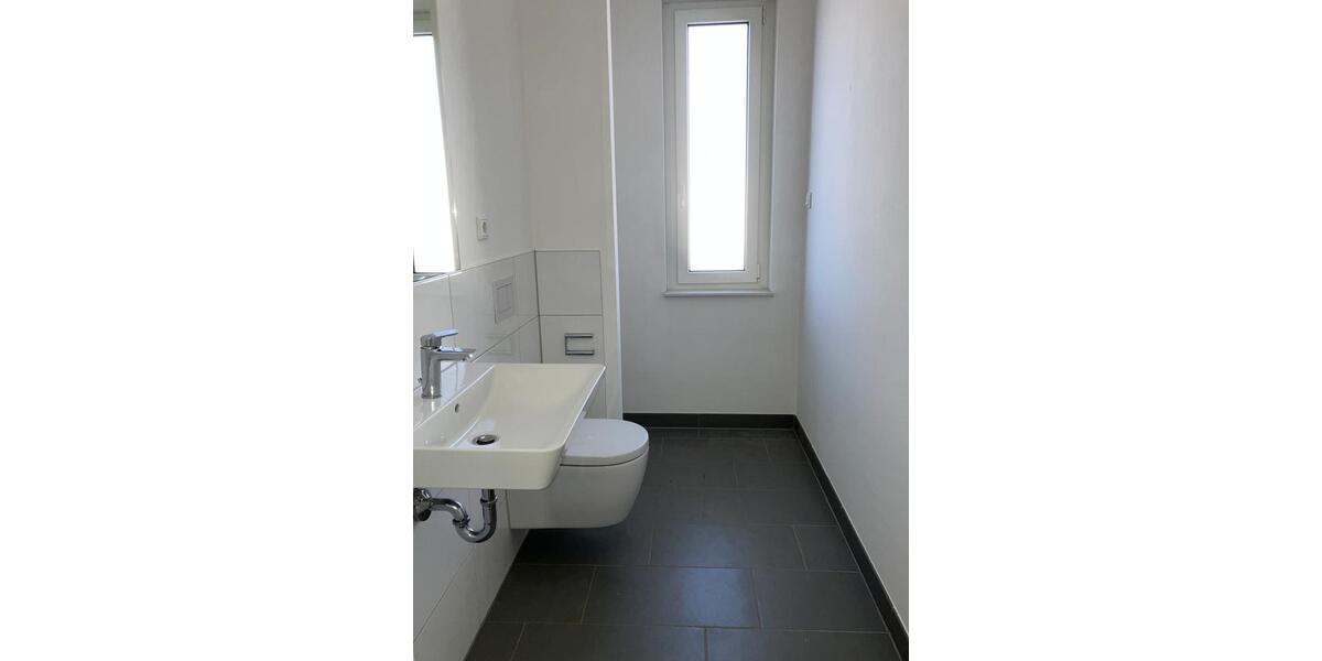 Etagenwohnung Brühl - 3 Zimmer, 88 m&sup2;, 1.235&euro; | Angebot:25386635