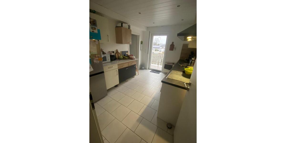 Etagenwohnung Zülpich - 3 Zimmer, 100 m&sup2;, 800&euro; | Angebot:25253840