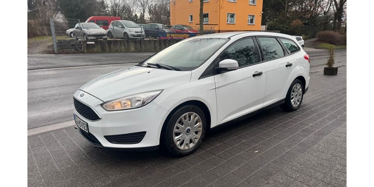 Ford Focus 114.000 km 4.999 &euro; Bonn 53227