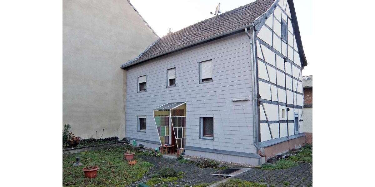Einfamilienhaus Euskirchen-Wüschheim Wüschheim - 4 Zimmer, 99 m&sup2;, 110.000&euro; | Angebot:27074175
