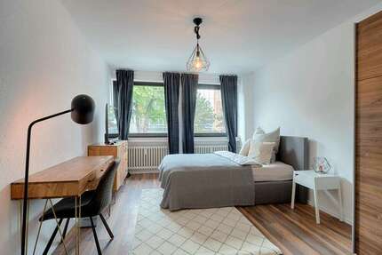 Zimmer Köln Altstadt-Süd - 710&euro; | Angebot:24697707