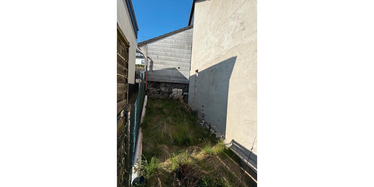 Einfamilienhaus Kall - 8 Zimmer, 20 m&sup2;, 75.000&euro; | Angebot:26680325