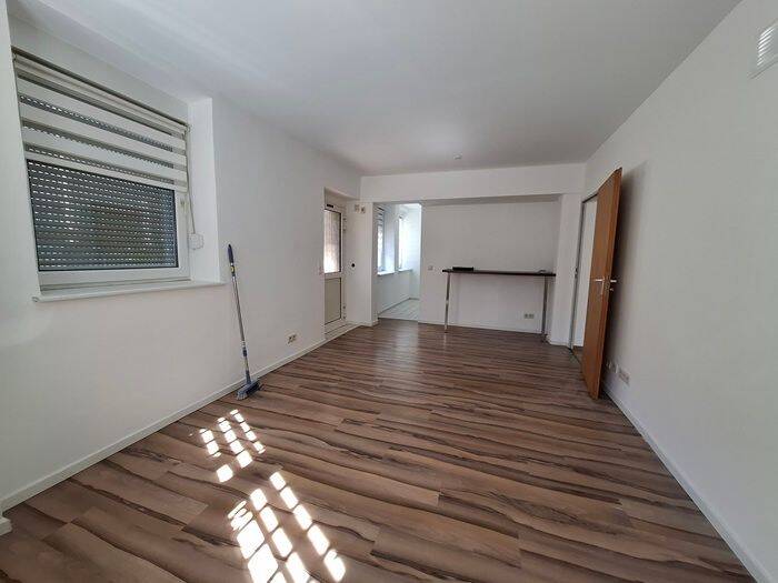 Etagenwohnung Bonn Zentrum - 2 Zimmer, 43 m&sup2;, 450&euro; | Angebot:26597607