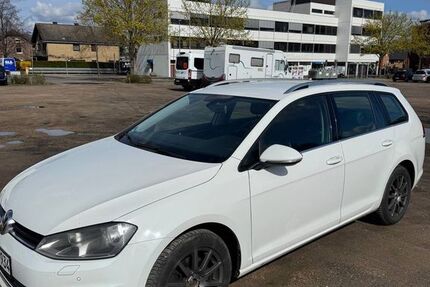 VW Golf 304.000 km 5.100 &euro; Euskirchen 53879