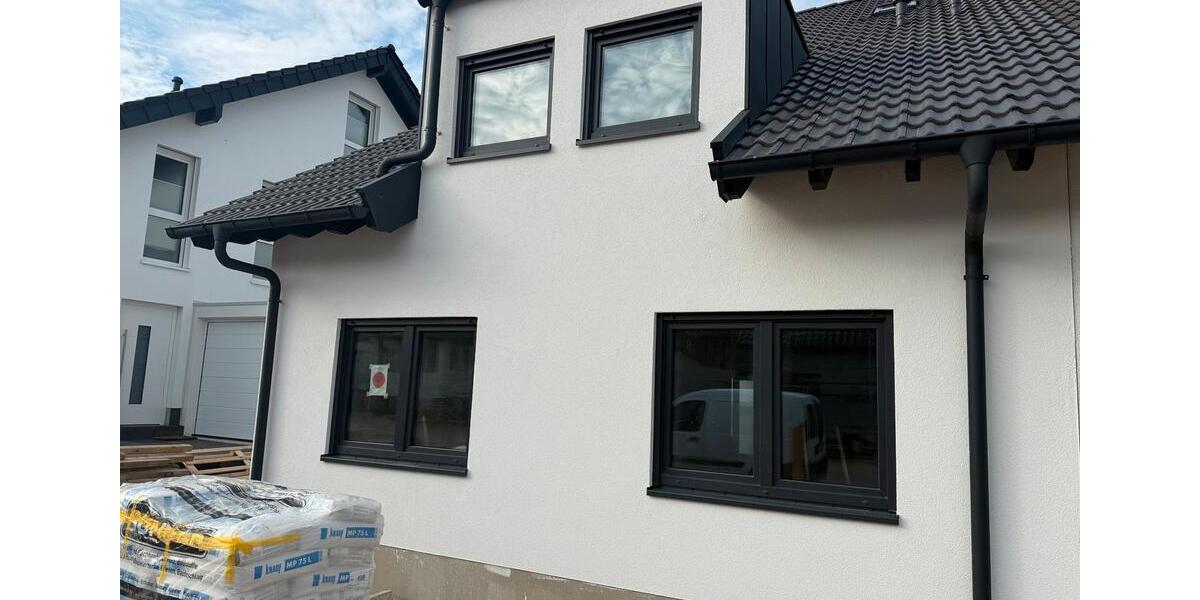 Dachgeschoßwohnung Euskirchen Dom-Esch - 3 Zimmer, 61 m&sup2;, 1.300&euro; | Angebot:26041675