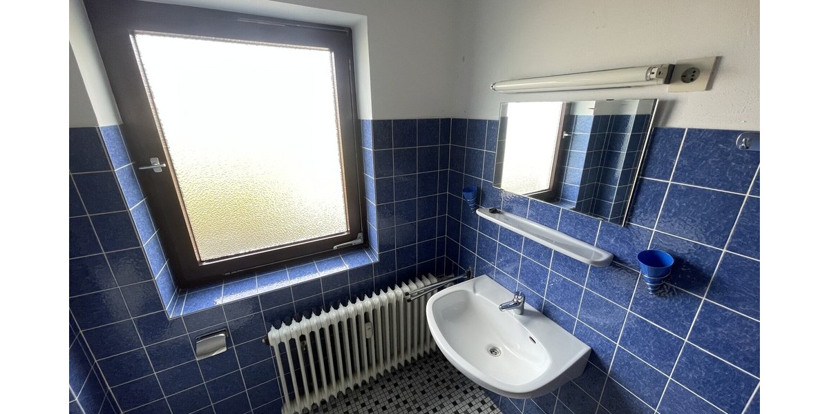 Großzügige Erdgeschosswohnung mit separatem Appartement in Ittenbach - Erdgeschoßwohnung Königswinter Ittenbach | Angebot:26067640